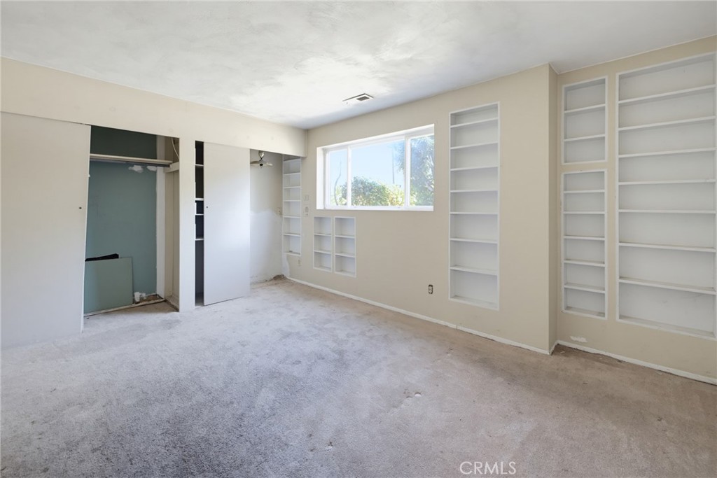 3605 South Barrington Avenue Property Photo 45