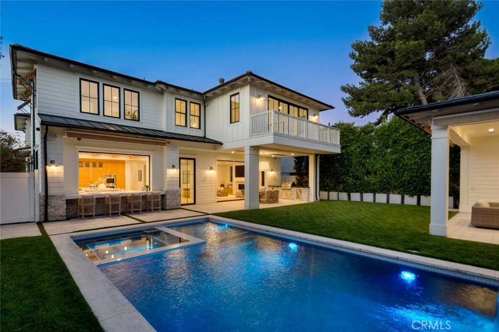 1002 10th Property Photo 1