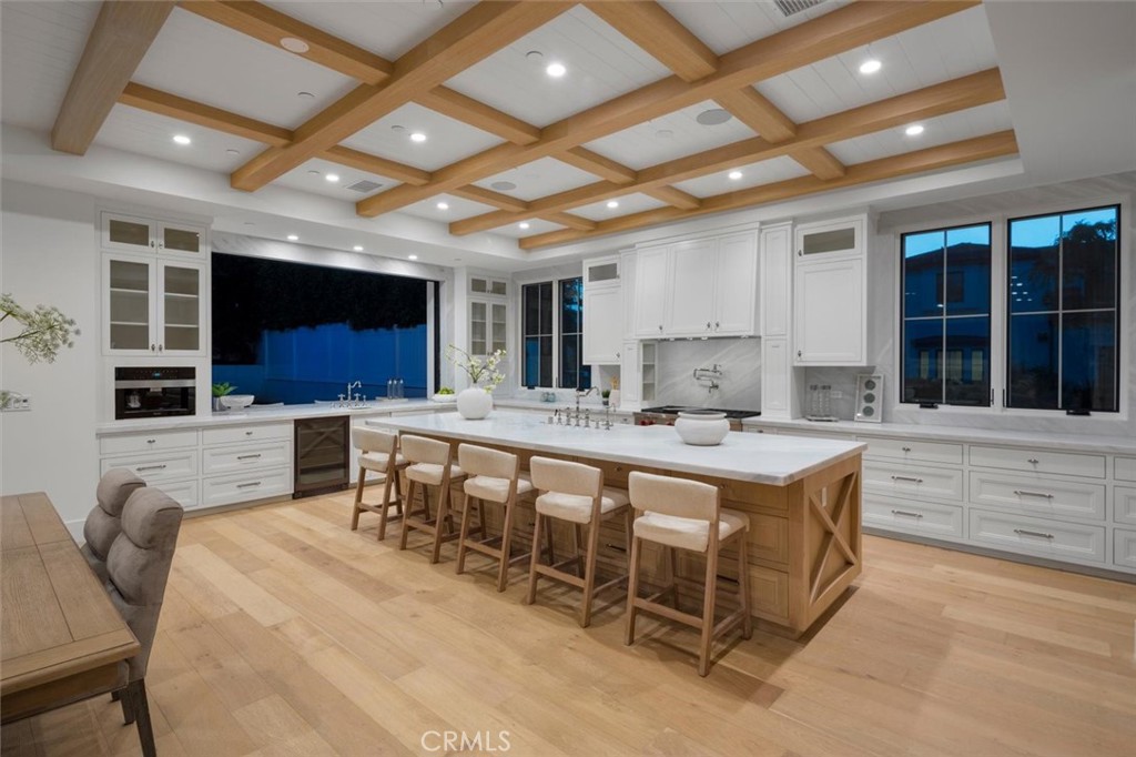 1002 10th Property Photo 6