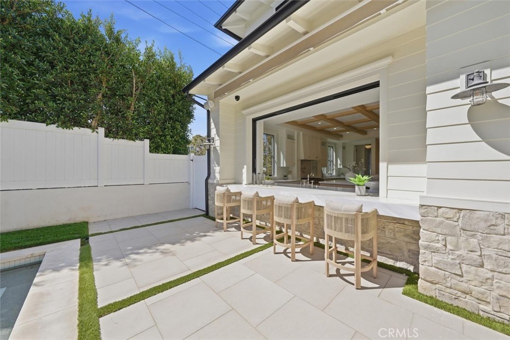 1002 10th Property Photo 15