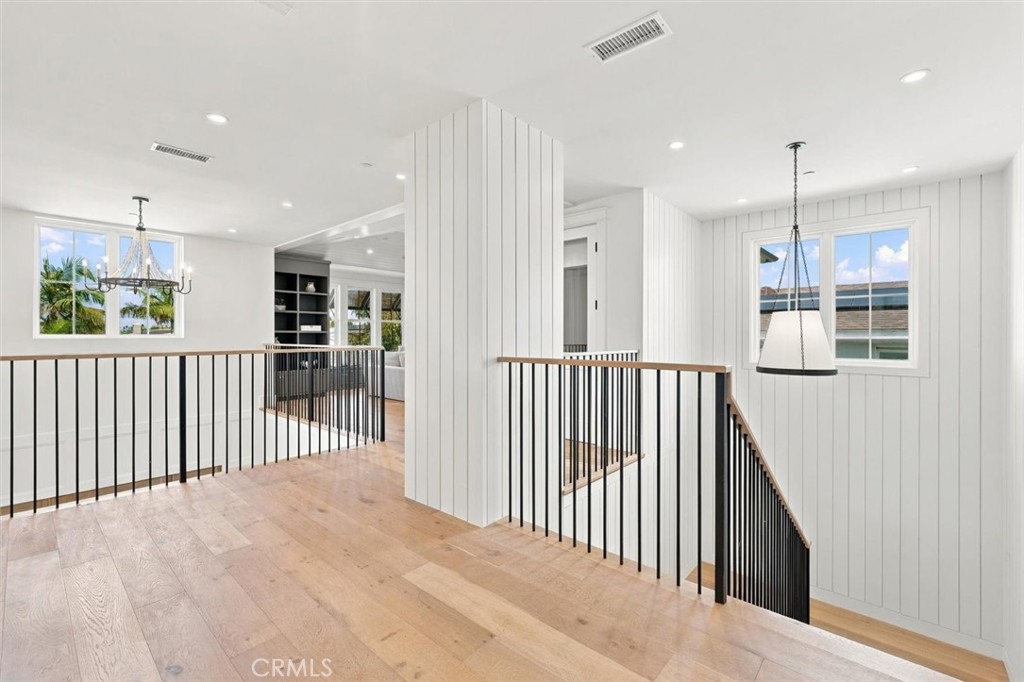 1002 10th Property Photo 32