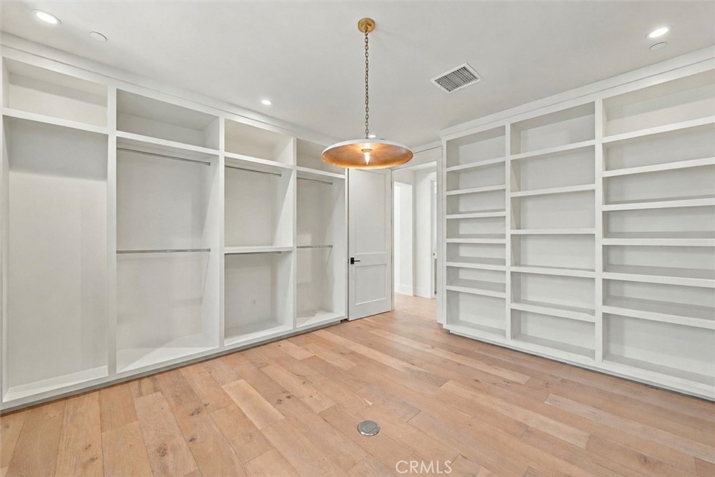 1002 10th Property Photo 41