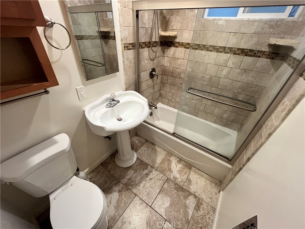 11901 W Washington B Property Photo 9