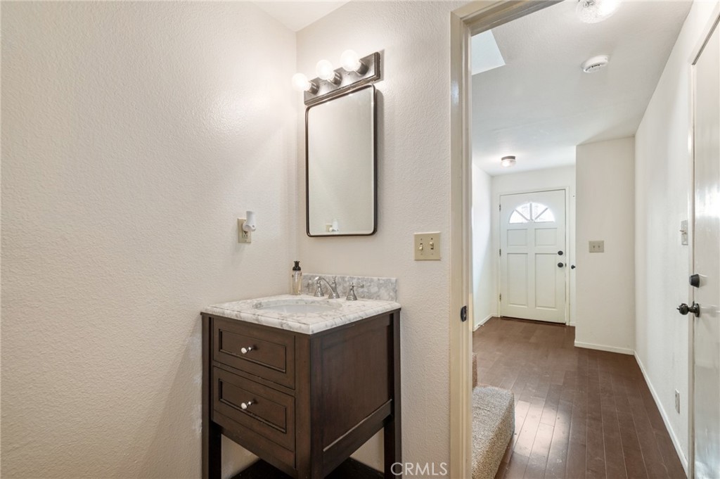 358 28th Property Photo 8