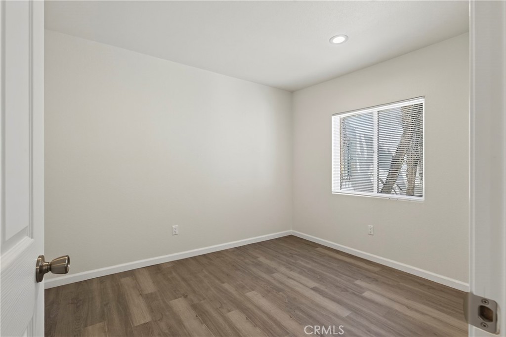 526 534 W 47th St Property Photo 12