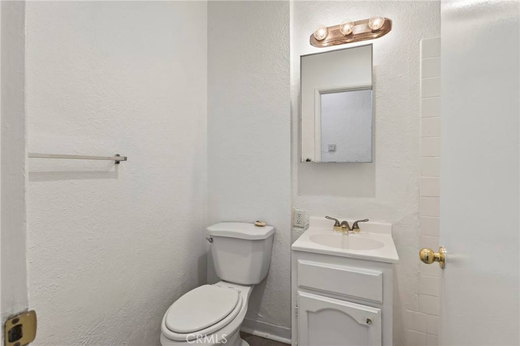 526 534 W 47th St Property Photo 18