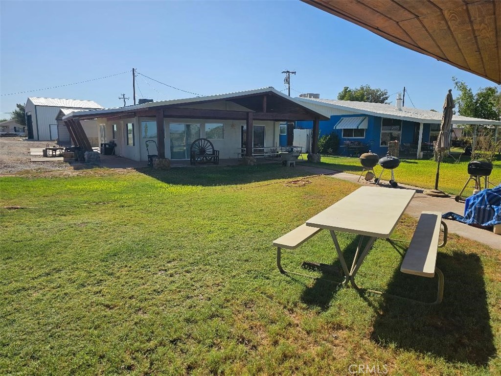 5180 Colorado River Road Property Photo 4