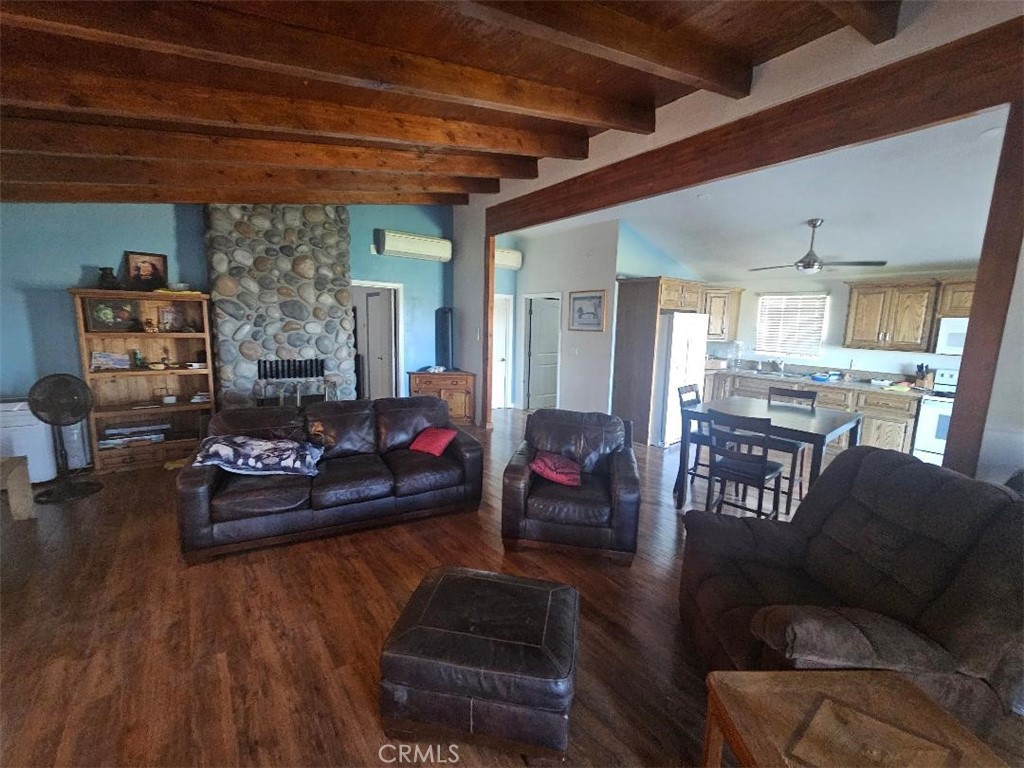 5180 Colorado River Road Property Photo 11