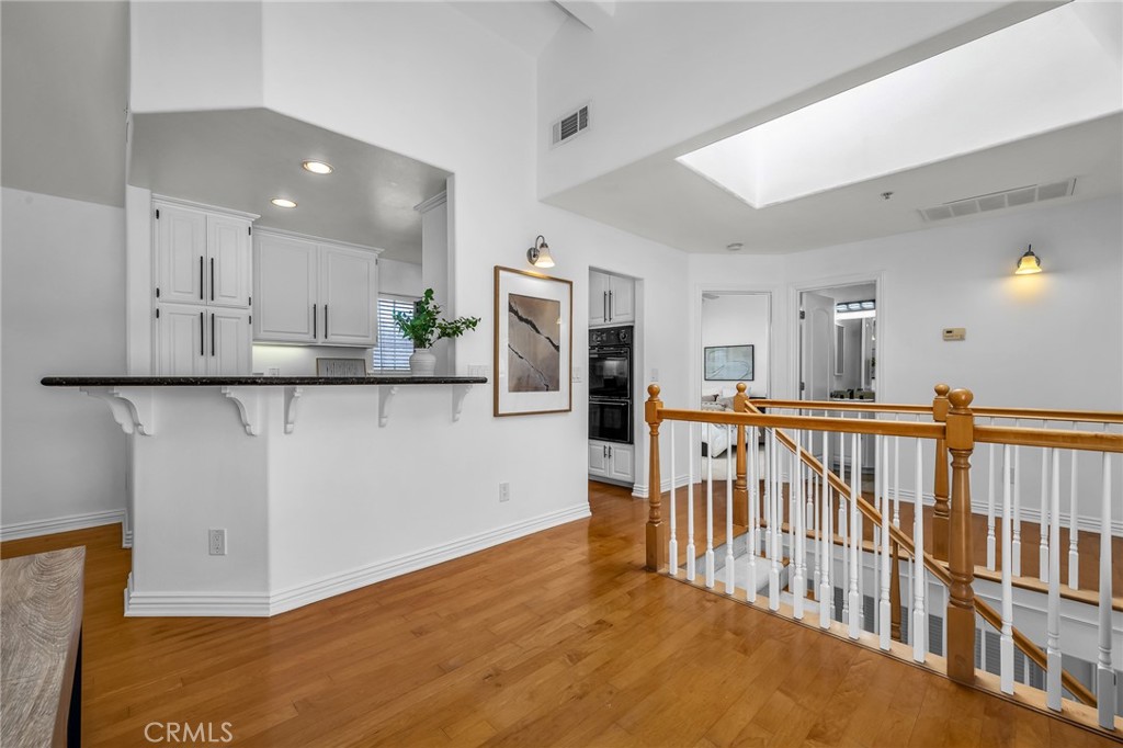 2514 Vanderbilt Lane C Property Photo 31