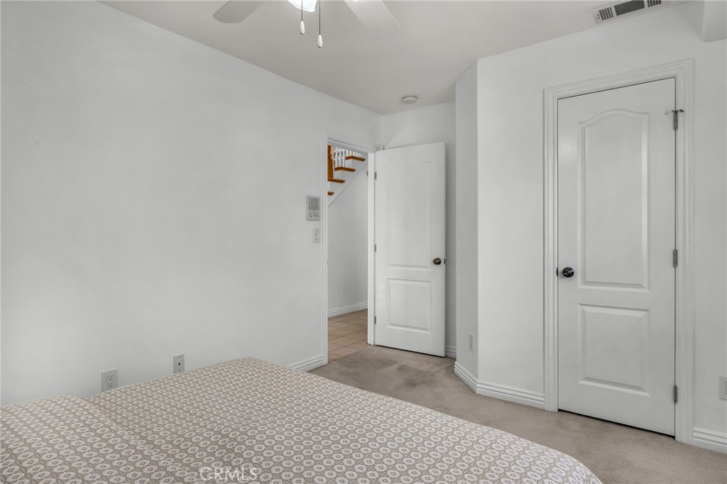 2514 Vanderbilt Lane C Property Photo 56