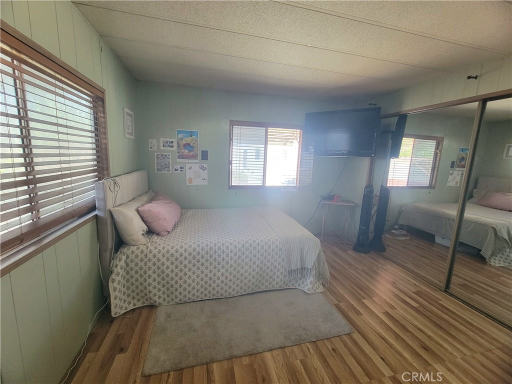 300 E Arbor St 18 Property Photo 10