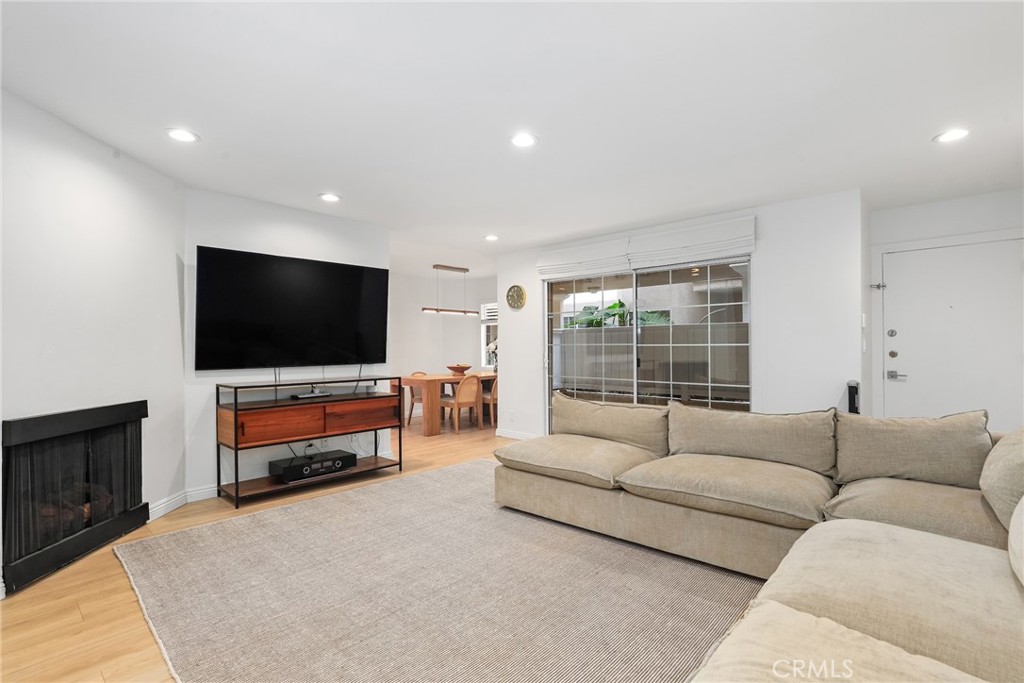 1228 14th Street 103 Property Photo
