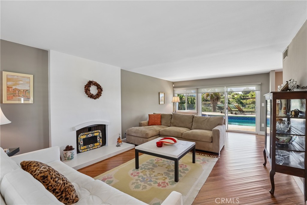 6954 Verde Ridge Road Property Photo 3