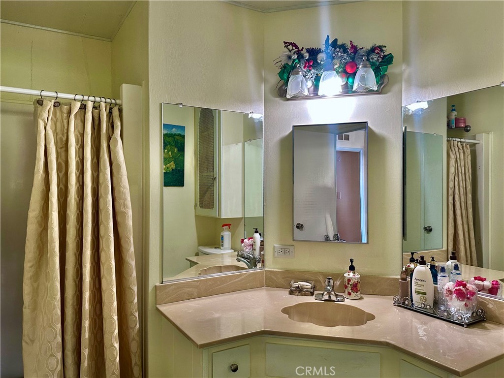 2550 Pacific Coast Highway 231 Property Photo 30