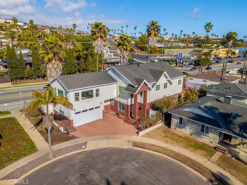 2500 Anabas Avenue Property Photo 2
