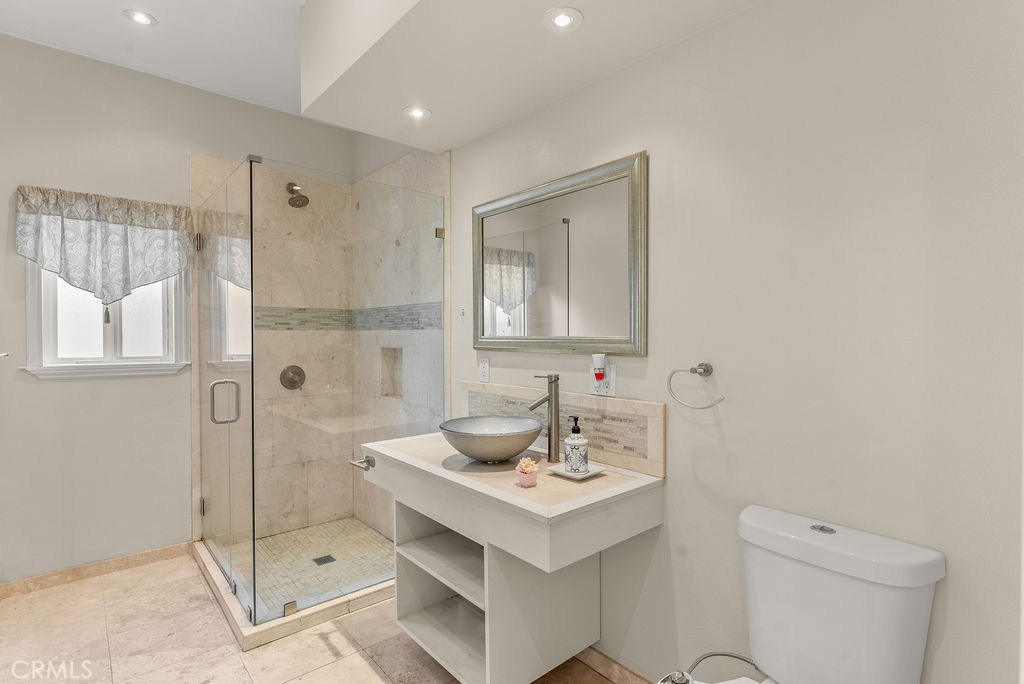 2500 Anabas Avenue Property Photo 20