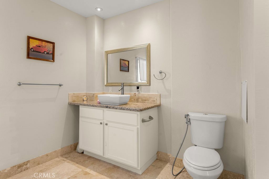 2500 Anabas Avenue Property Photo 27