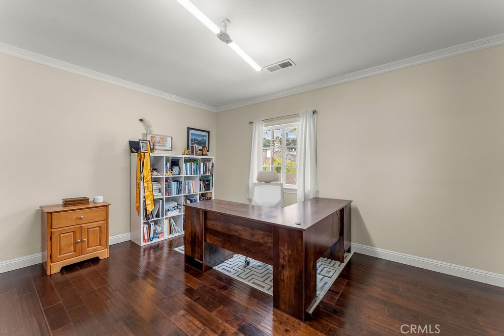 2500 Anabas Avenue Property Photo 33