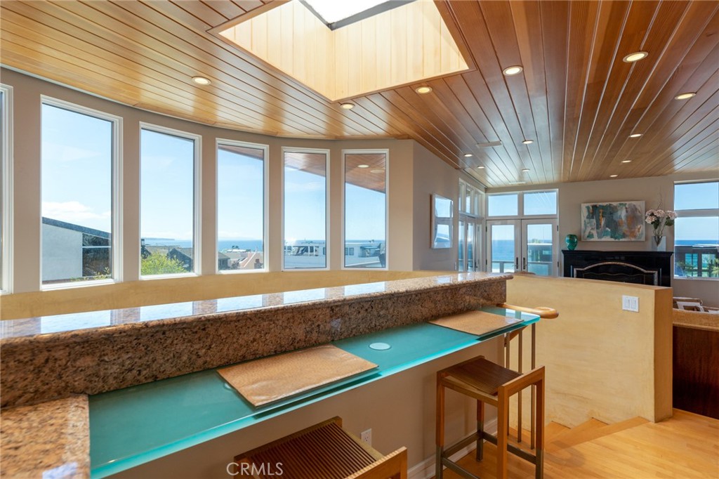 201 5th Property Photo 35