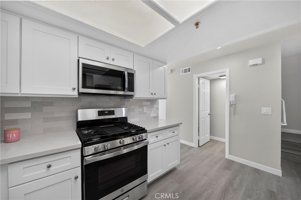 1131 Campbell Street 210 Property Photo 5