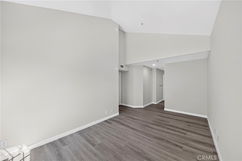 1131 Campbell Street 210 Property Photo 22