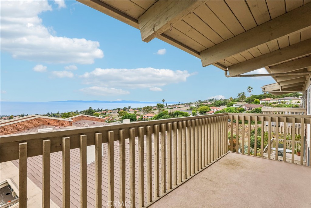6542 Ocean Crest Drive B306 Property Photo 14