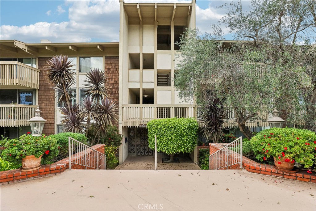 6542 Ocean Crest Drive B306 Property Photo 29