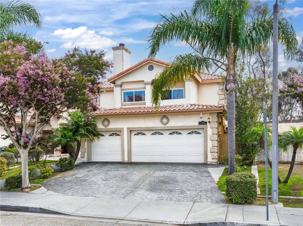 12108 S La Cienega Property Photo 3