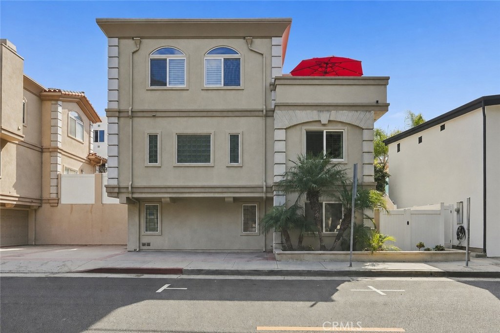 606 9th Property Photo 1