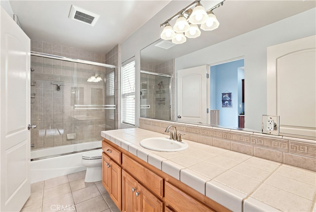 606 9th Property Photo 16
