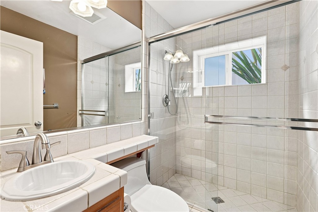 606 9th Property Photo 21