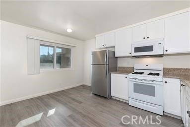 912 S Ash Avenue 6 Property Photo 4