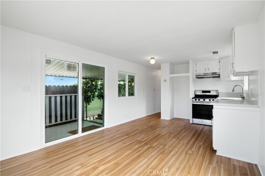 20550 Earl Street 15 Property Photo 1