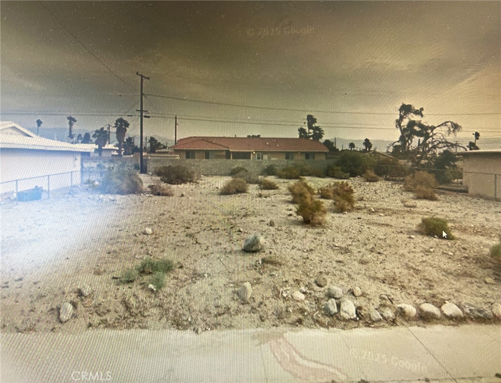 332 E Avenida Cerca Property Photo 1
