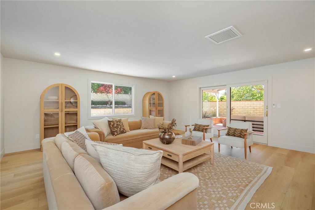28630 Meadowmist Drive Property Photo 13