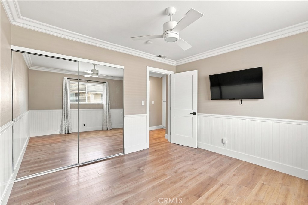 2306 Mathews Avenue 2 Property Photo 18