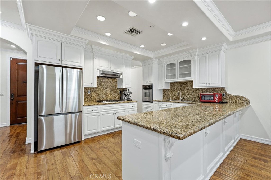 1551 Artesia Boulevard 4 Property Photo 8