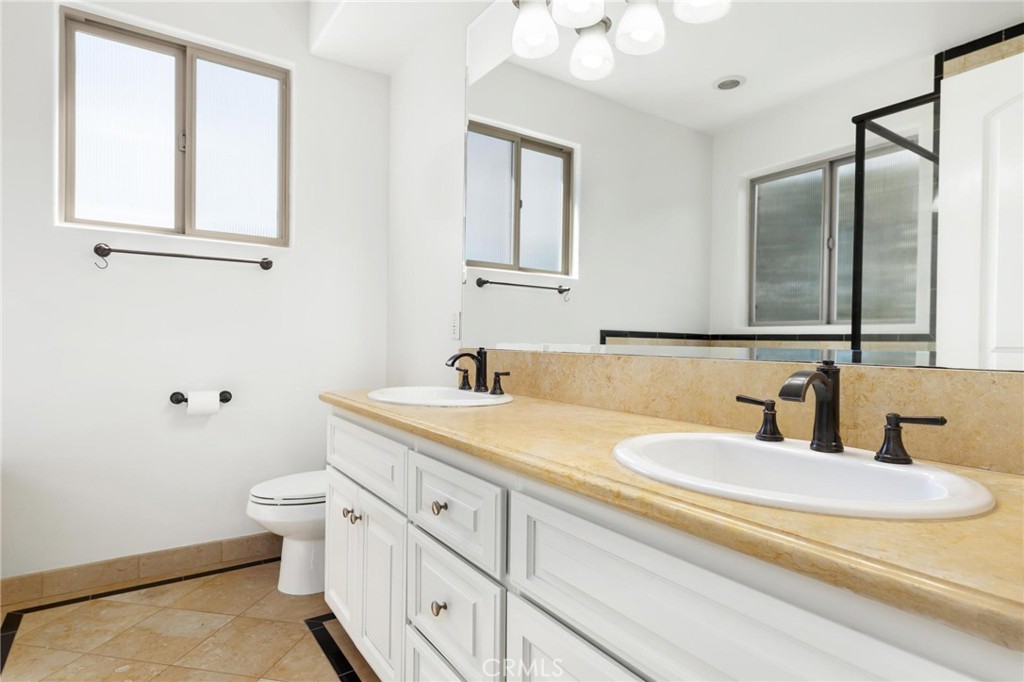 1551 Artesia Boulevard 4 Property Photo 25