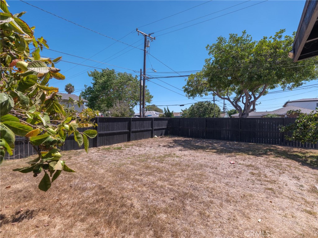 14828 Grevillea Avenue Property Photo 33