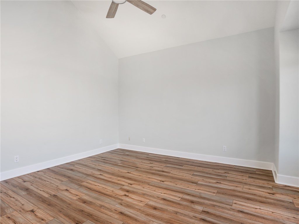 301 Kansas C Property Photo 17