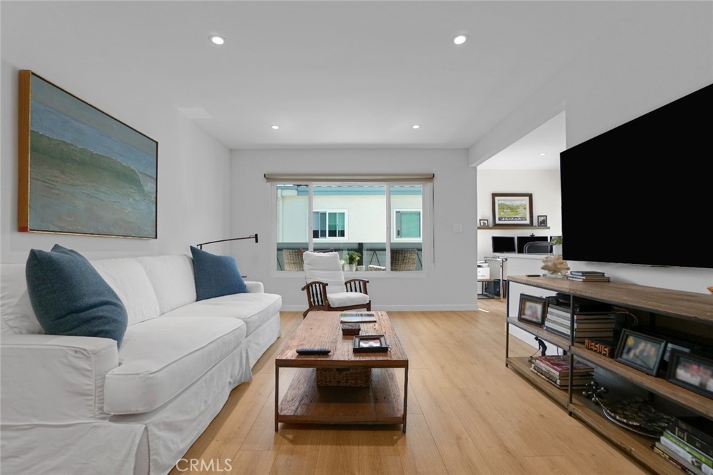 1017 5th Property Photo 7