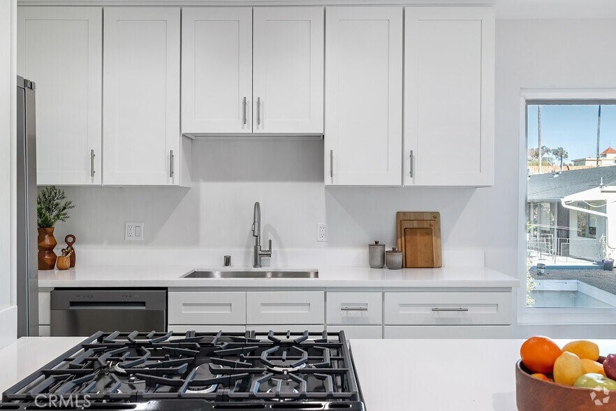 1017 5th Property Photo 16
