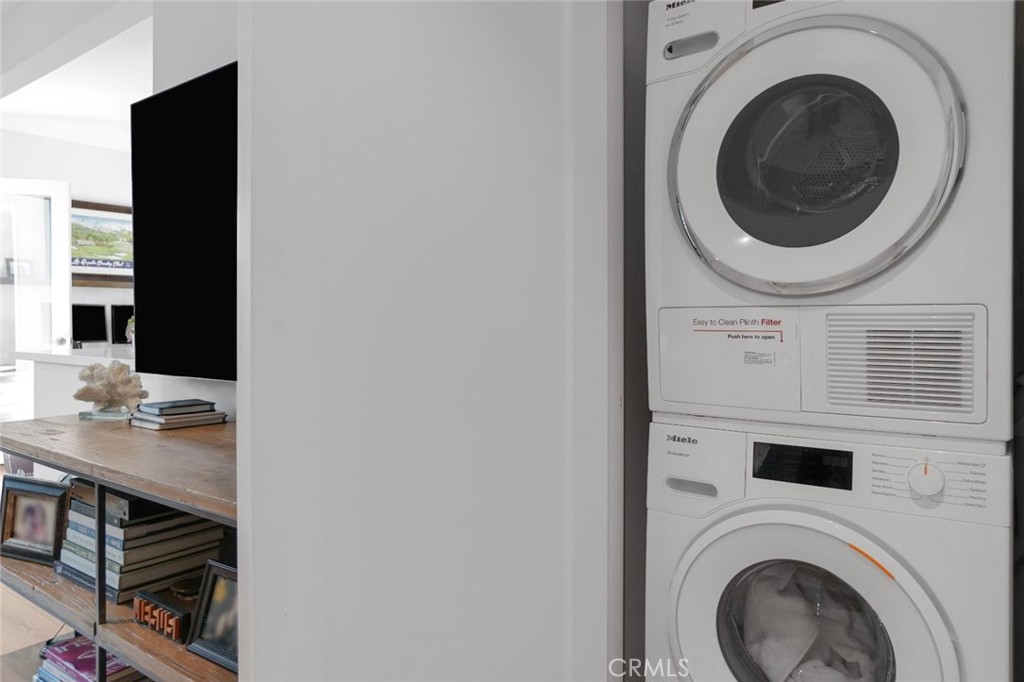 1017 5th Property Photo 30
