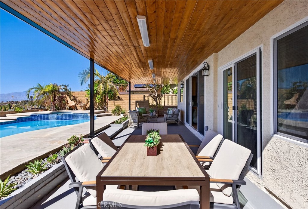 2641 Elena Property Photo 28