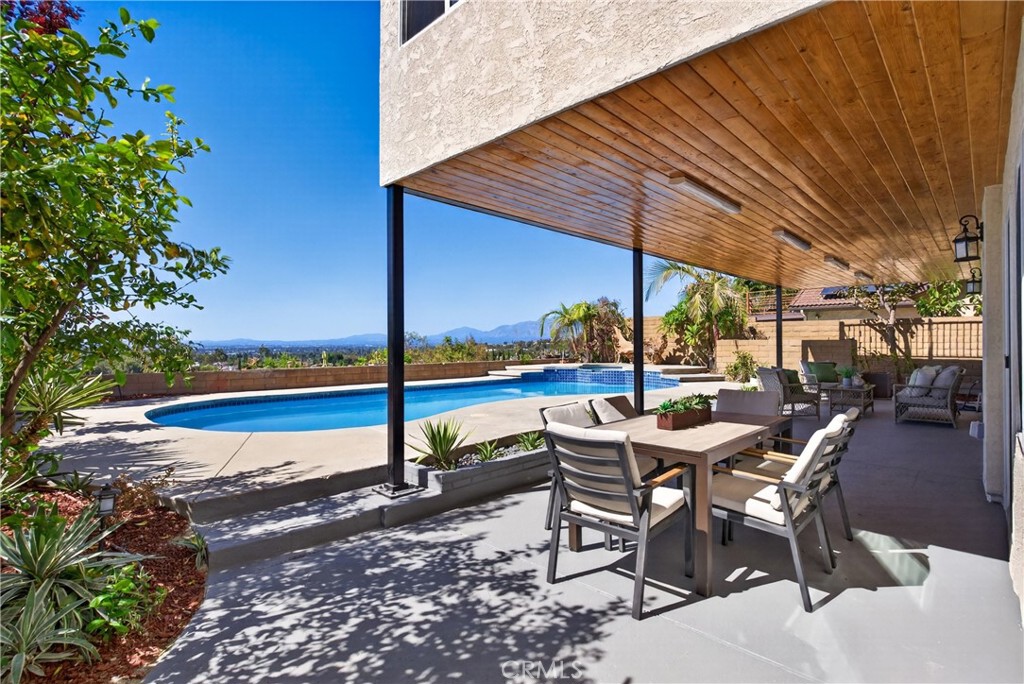 2641 Elena Property Photo 29