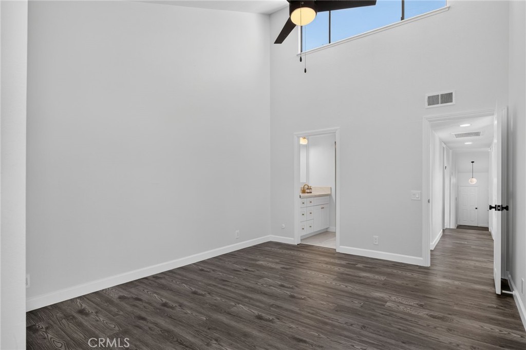 2917 Barrington Court Property Photo 31