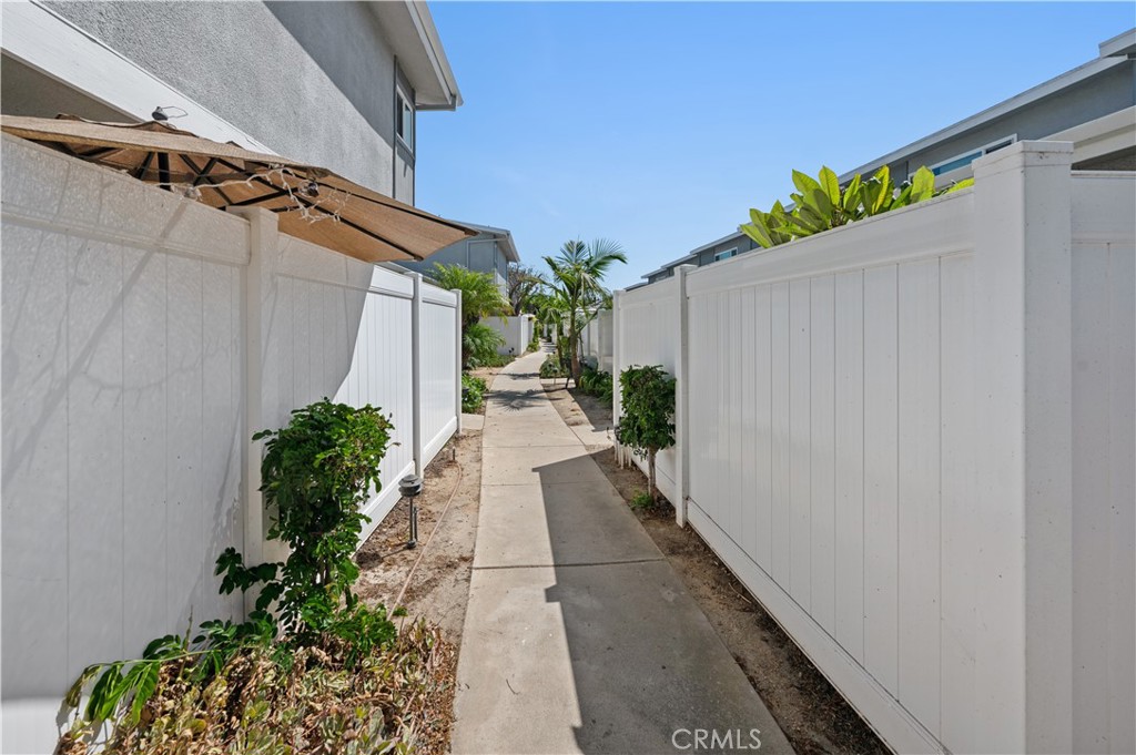25018 Eshelman Avenue 4 Property Photo 3