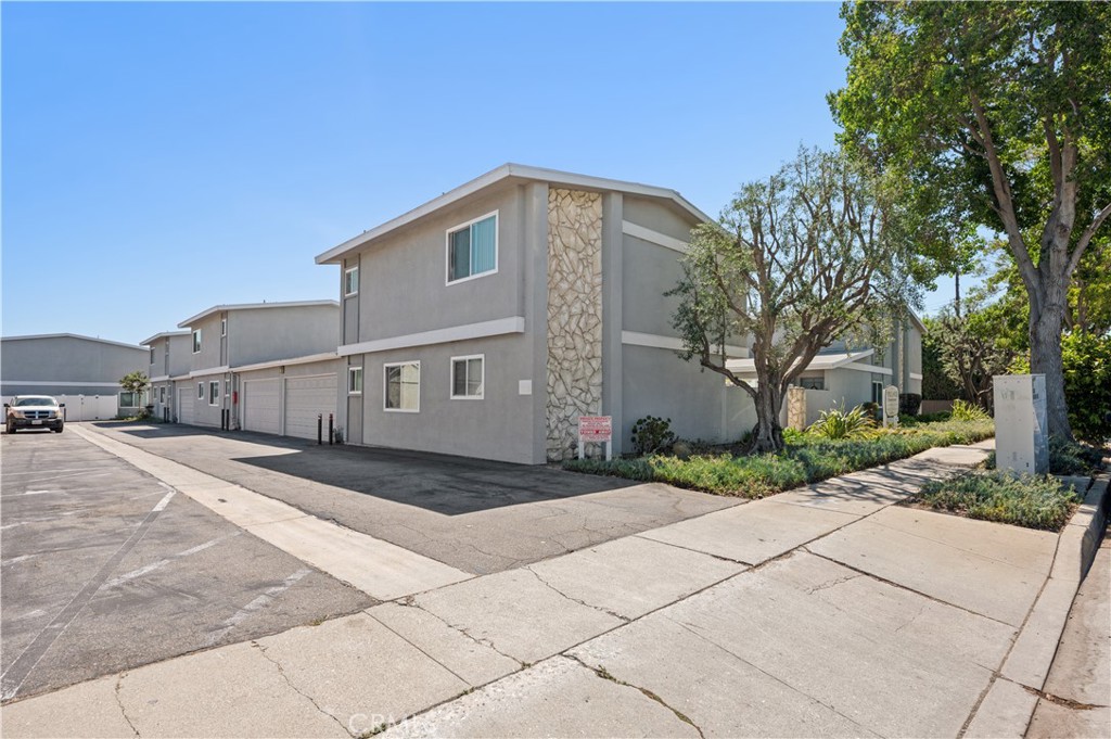 25018 Eshelman Avenue 4 Property Photo 26