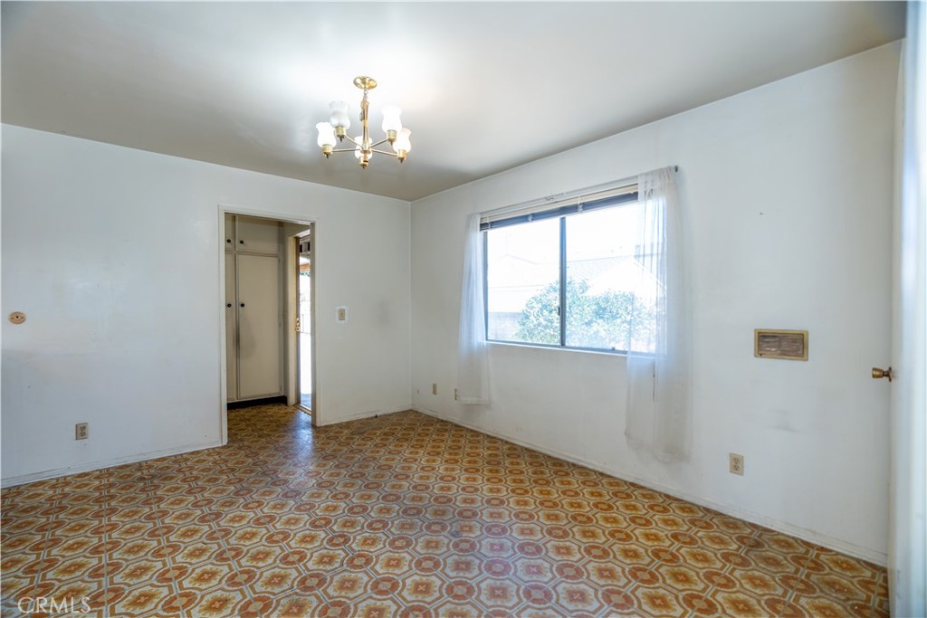16023 S Manhattan Place Property Photo 34