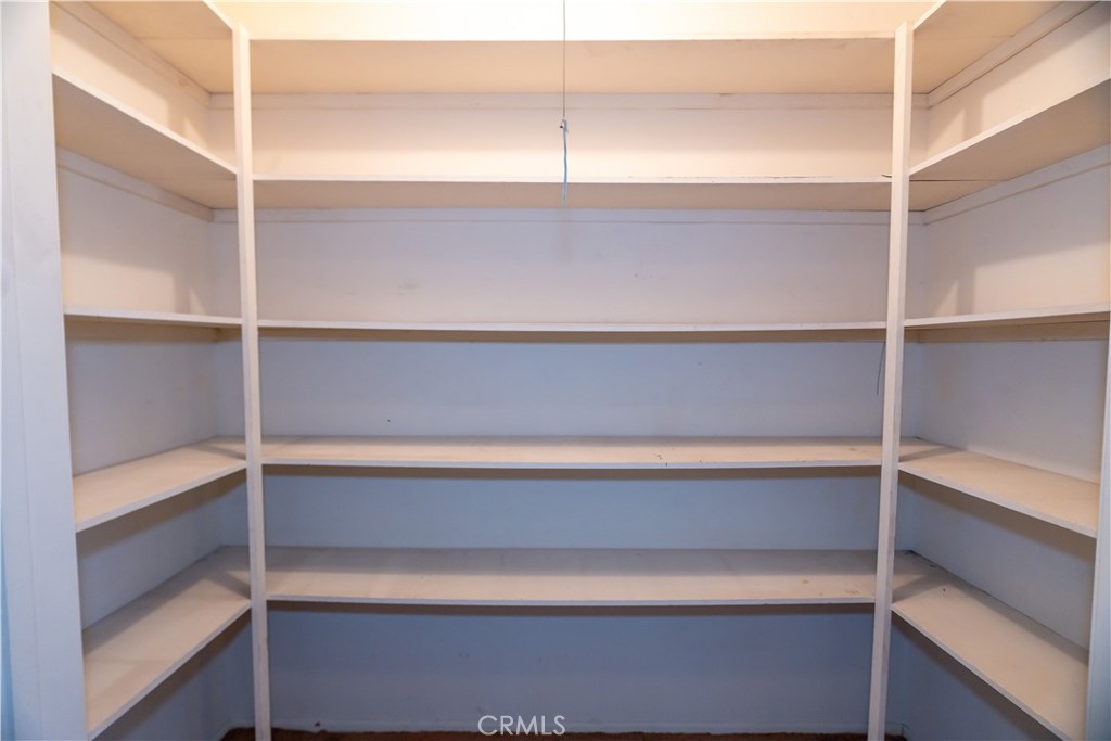 16023 S Manhattan Place Property Photo 37